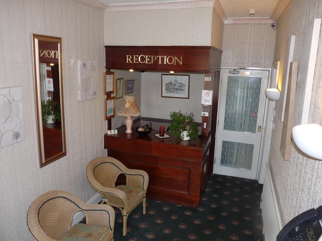 Moorings Hotel Blackpool Bagian luar foto